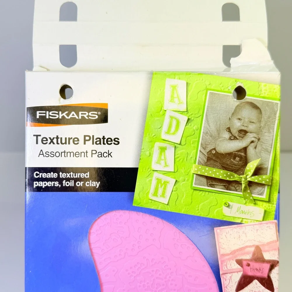 Fiskars Texture Plates Assortment Pack 12-5686 12 Textures Paper Foil Clay DIY